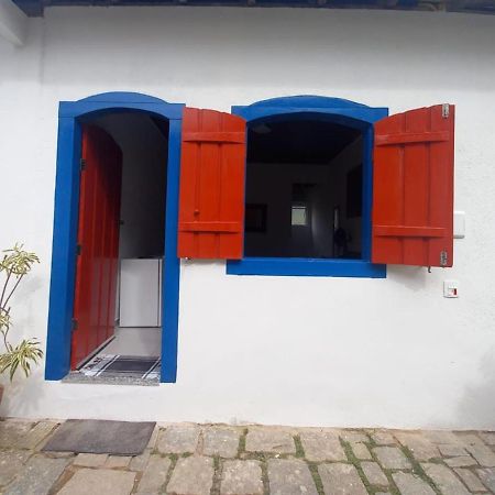 Вілла Refugio Ouro Fino 2 Kitnets Casas E Apartamento Параті Екстер'єр фото
